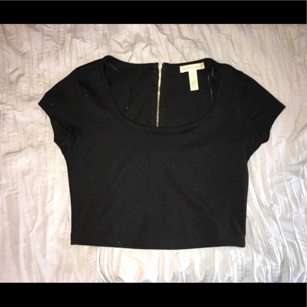 Black crop top
